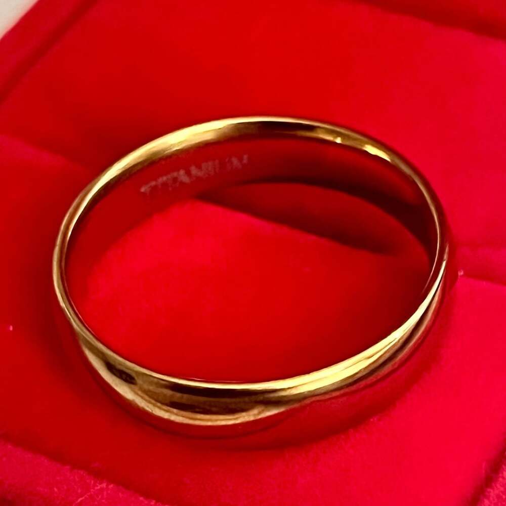 Classic Gold Plated Titanium Steel 6mm Band Ring Size 13 - Picture 3 of 3